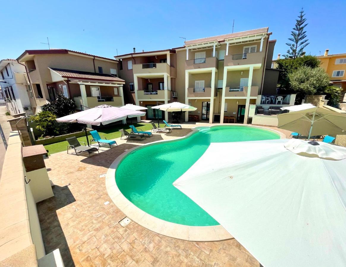 Apartment Luisa Tergu Екстер'єр фото